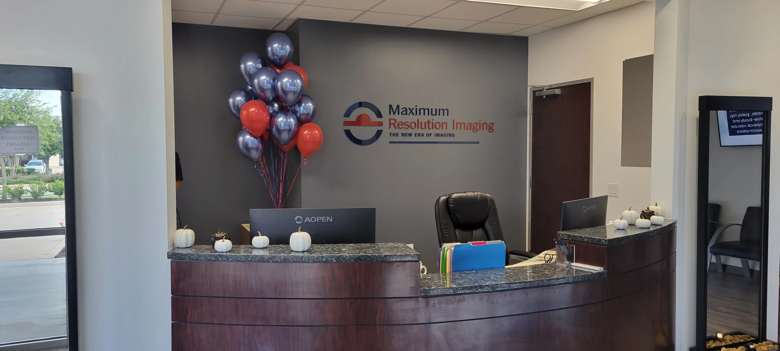 Maximum Resolution Imaging Center Richmond Texas - Front Desk